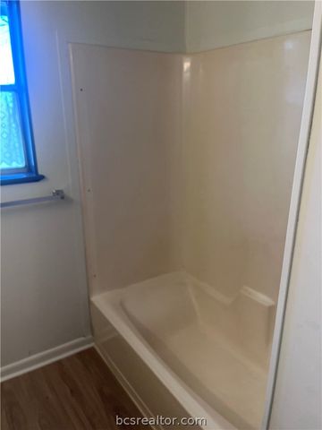 508 Rose Marie Boulevard, Hearne, TX 77859