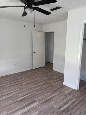 508 Rose Marie Boulevard, Hearne, TX 77859