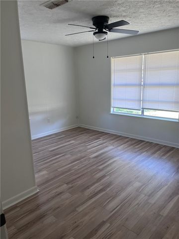 508 Rose Marie Boulevard, Hearne, TX 77859