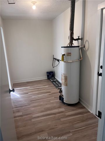 508 Rose Marie Boulevard, Hearne, TX 77859