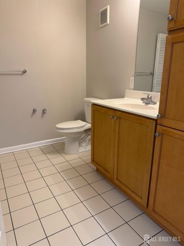 113 Liddle Avenue, Edison, NJ 08837
