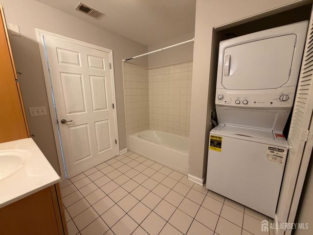 113 Liddle Avenue, Edison, NJ 08837