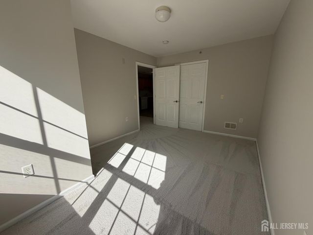 113 Liddle Avenue, Edison, NJ 08837