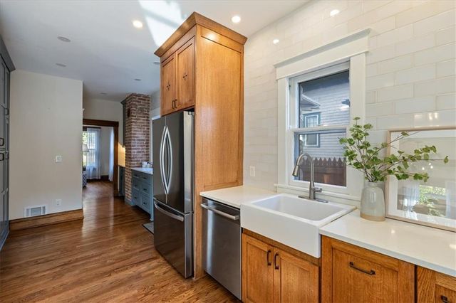 3835 Harrison Boulevard, Kansas City, MO 64109