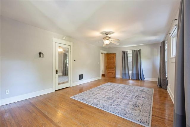 3835 Harrison Boulevard, Kansas City, MO 64109