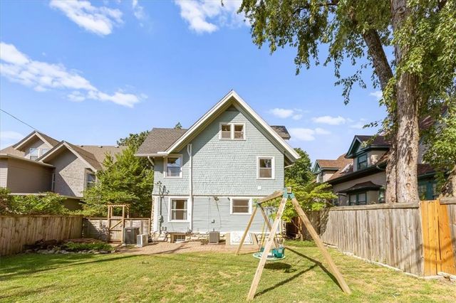 3835 Harrison Boulevard, Kansas City, MO 64109