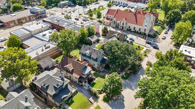 3835 Harrison Boulevard, Kansas City, MO 64109