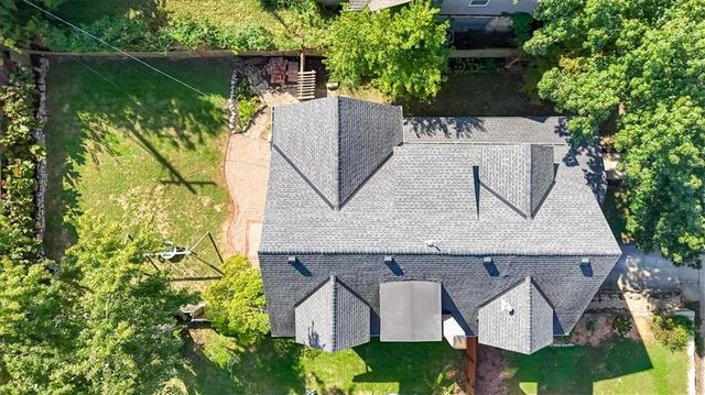 3835 Harrison Boulevard, Kansas City, MO 64109