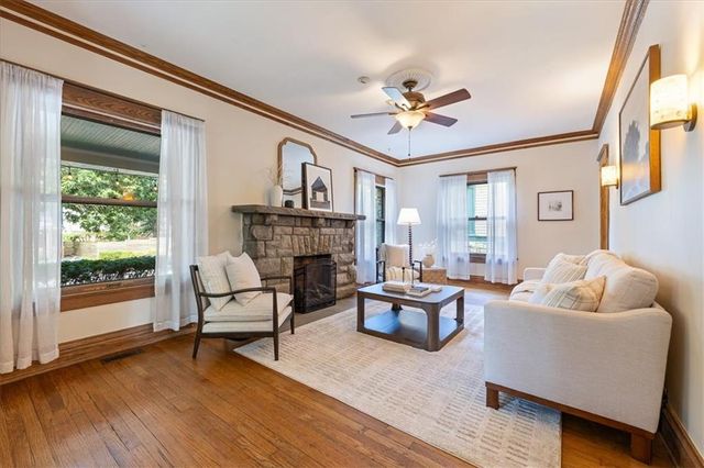 3835 Harrison Boulevard, Kansas City, MO 64109