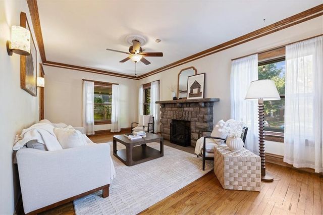 3835 Harrison Boulevard, Kansas City, MO 64109