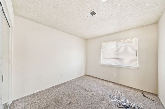 44057 7th Street, Lancaster, CA 93535