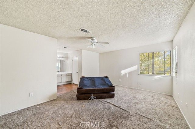 44057 7th Street, Lancaster, CA 93535