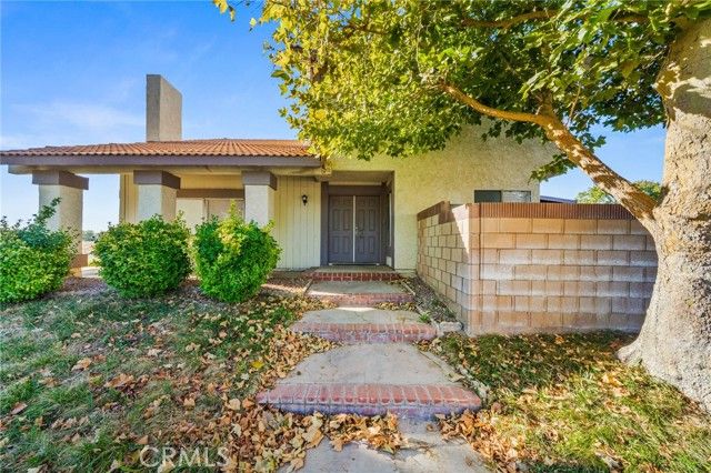 44057 7th Street, Lancaster, CA 93535