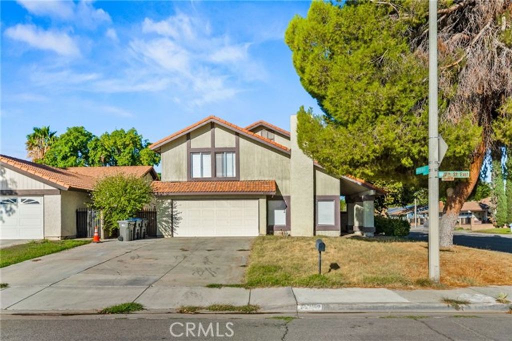 44057 7th Street, Lancaster, CA 93535