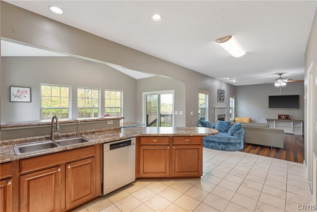 8649 Alizarin Avenue, Cicero, NY 13039