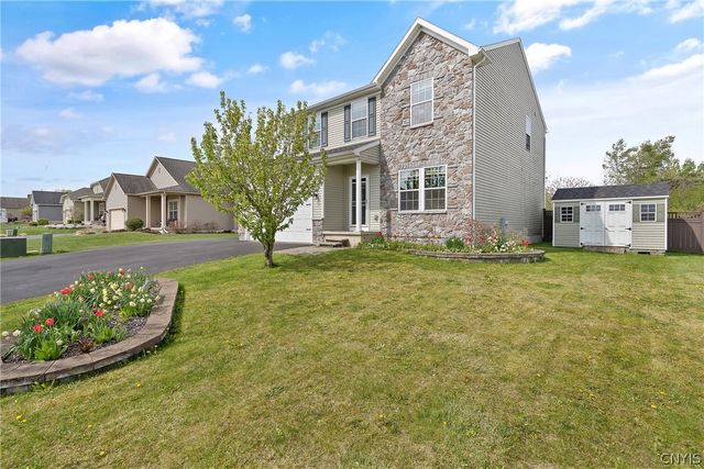 8649 Alizarin Avenue, Cicero, NY 13039