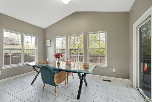 8649 Alizarin Avenue, Cicero, NY 13039