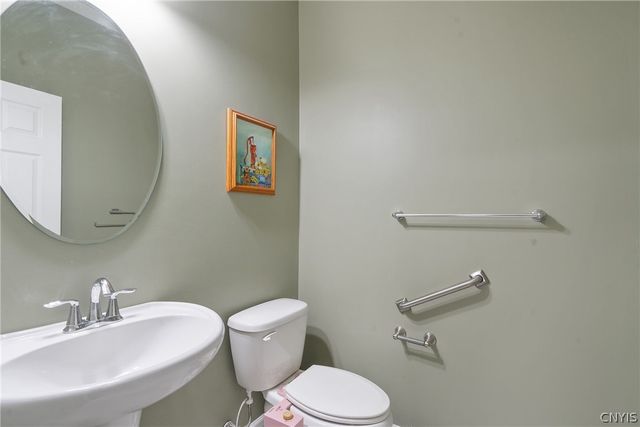 8649 Alizarin Avenue, Cicero, NY 13039