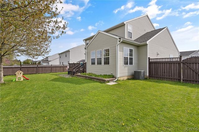 8649 Alizarin Avenue, Cicero, NY 13039