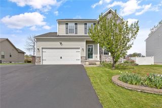 8649 Alizarin Avenue, Cicero, NY 13039