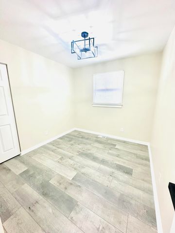 7619 Marshall Place, Merrillville, IN 46410