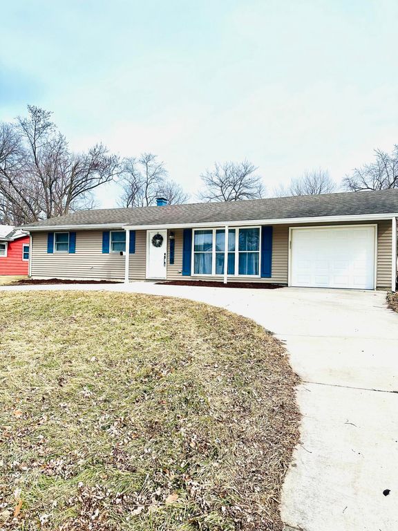 7619 Marshall Place, Merrillville, IN 46410