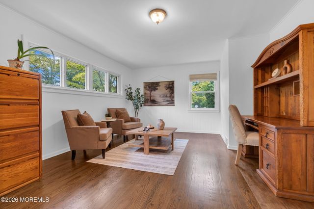 26 Iler Drive, Middletown, NJ 07748