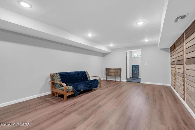 26 Iler Drive, Middletown, NJ 07748
