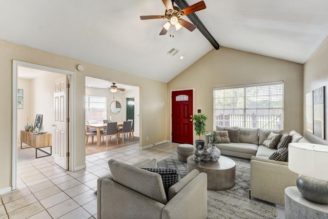 2102 N Pearland Avenue, Pearland, TX 77581
