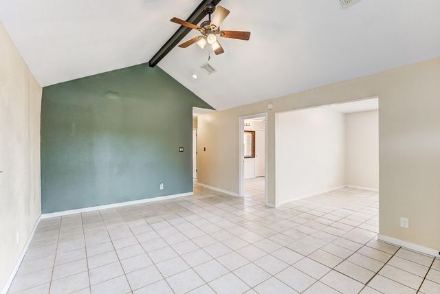 2102 N Pearland Avenue, Pearland, TX 77581