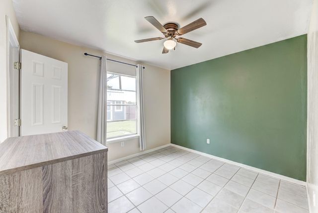 2102 N Pearland Avenue, Pearland, TX 77581