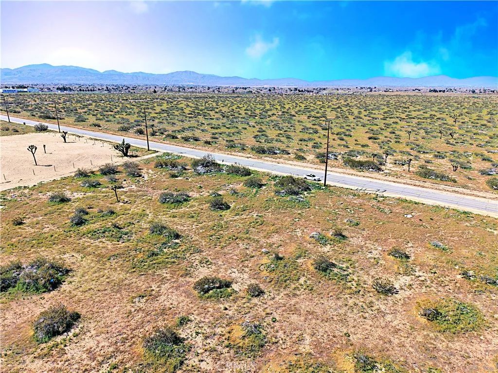 0 110th St East, Sun Village, CA 93543