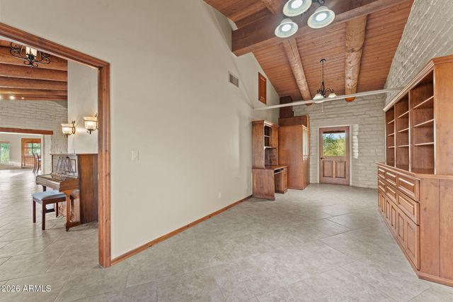 38275 S BLUE TANK Trail, Wickenburg, AZ 85390