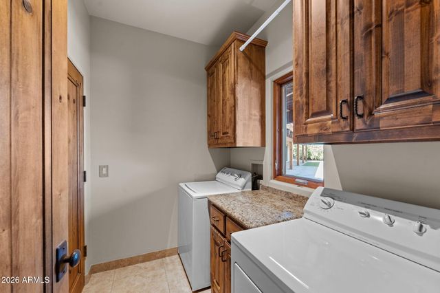 38275 S BLUE TANK Trail, Wickenburg, AZ 85390