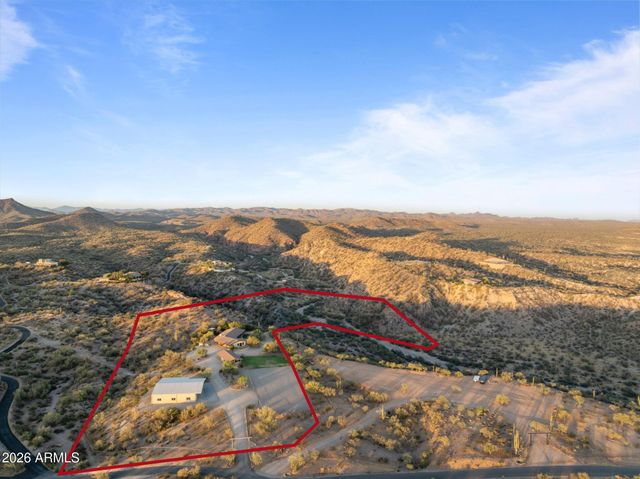 38275 S BLUE TANK Trail, Wickenburg, AZ 85390