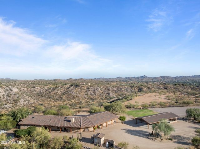 38275 S BLUE TANK Trail, Wickenburg, AZ 85390