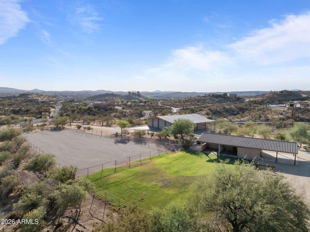 38275 S BLUE TANK Trail, Wickenburg, AZ 85390