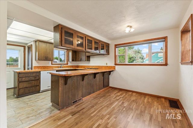 247 Elmore Ave, Nampa, ID 83651