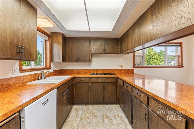 247 Elmore Ave, Nampa, ID 83651