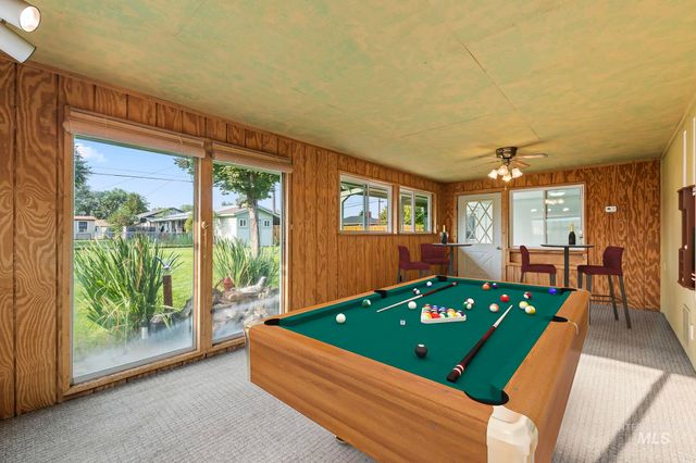 247 Elmore Ave, Nampa, ID 83651