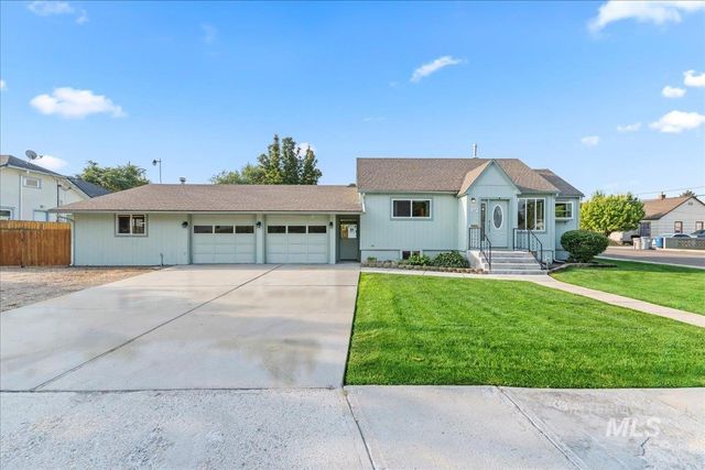 247 Elmore Ave, Nampa, ID 83651