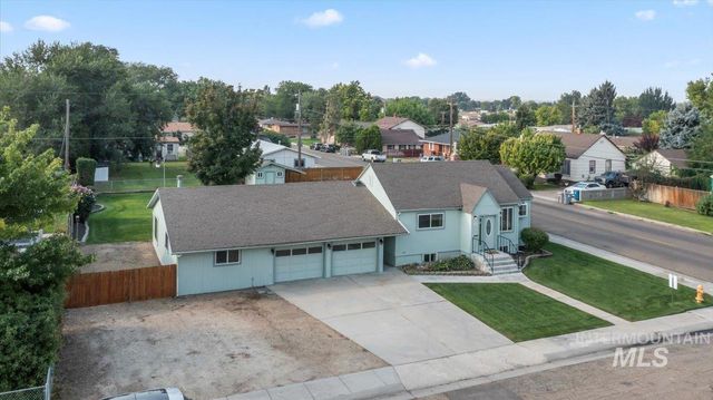 247 Elmore Ave, Nampa, ID 83651