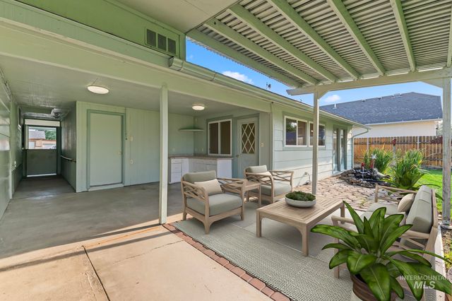 247 Elmore Ave, Nampa, ID 83651