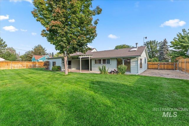 247 Elmore Ave, Nampa, ID 83651