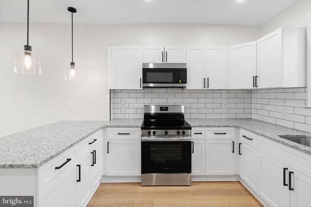 2151 E STELLA ST, Philadelphia, PA 19134