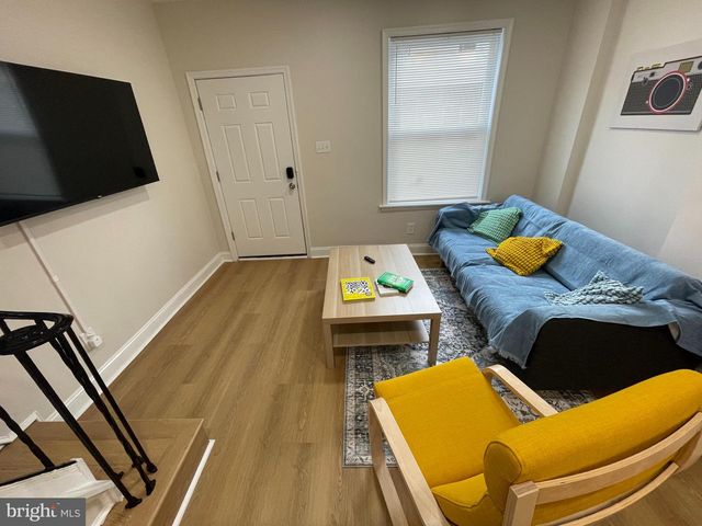 2151 E STELLA ST, Philadelphia, PA 19134