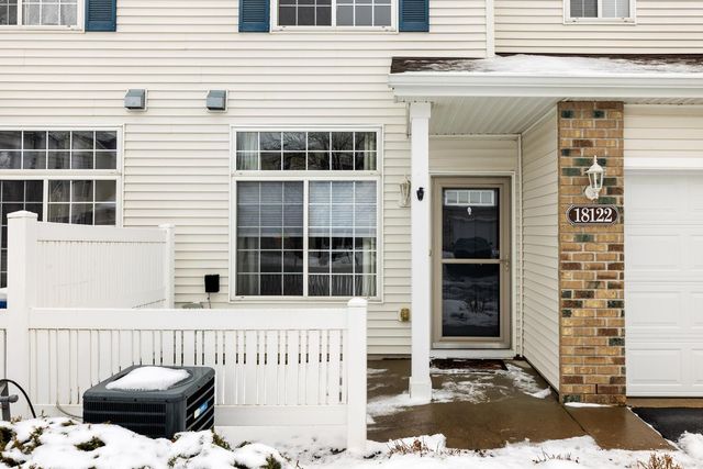 18122 69th Place N, Maple Grove, MN 55311