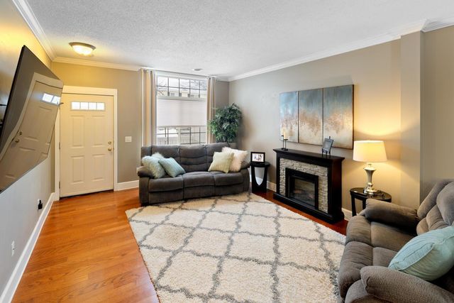 18122 69th Place N, Maple Grove, MN 55311