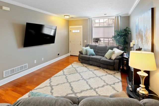 18122 69th Place N, Maple Grove, MN 55311