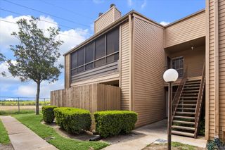 10555 Turtlewood Court 1905, Houston, TX 77072